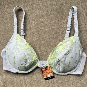 Y2K Victoria's Secret Miracle Bra with Front Extender Embroidered Pastel 34B